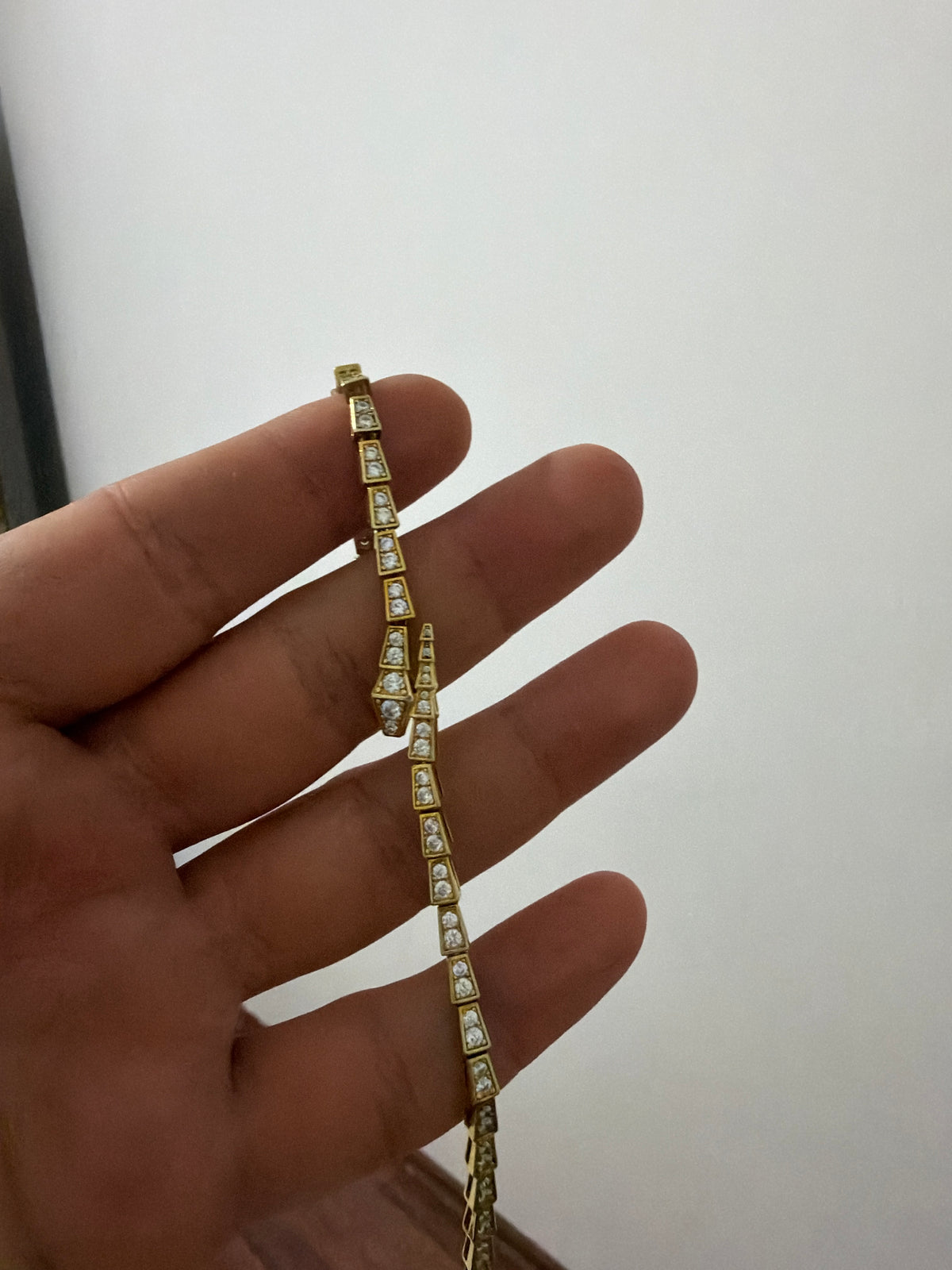 Yılan taşlı bileklik